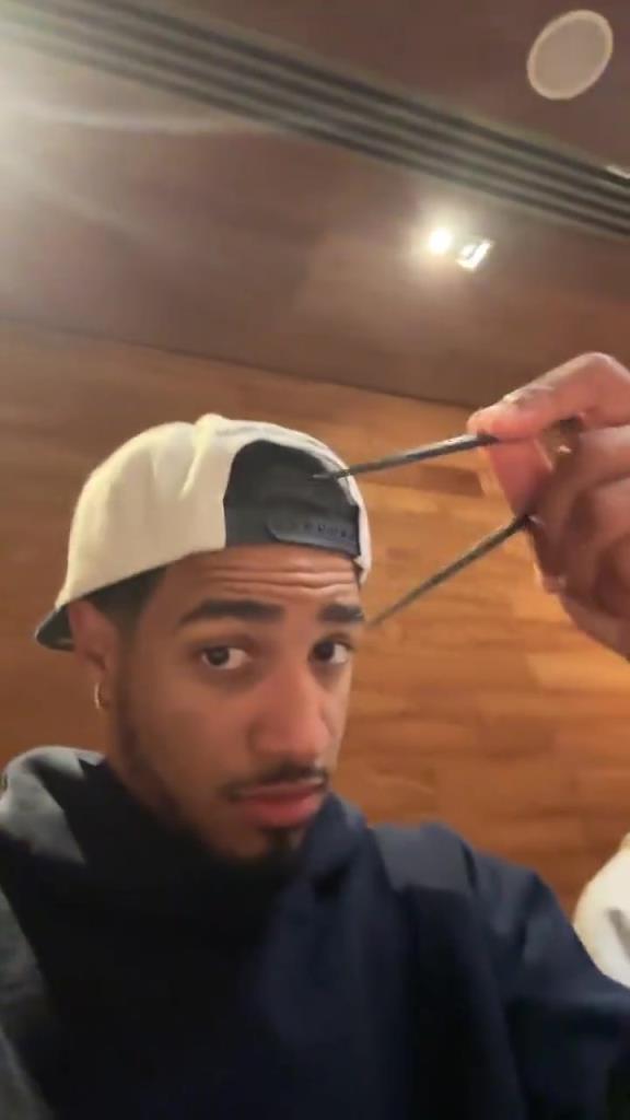 歸化歸化哈利伯頓這筷子拿的還挺標(biāo)準(zhǔn)?。?！