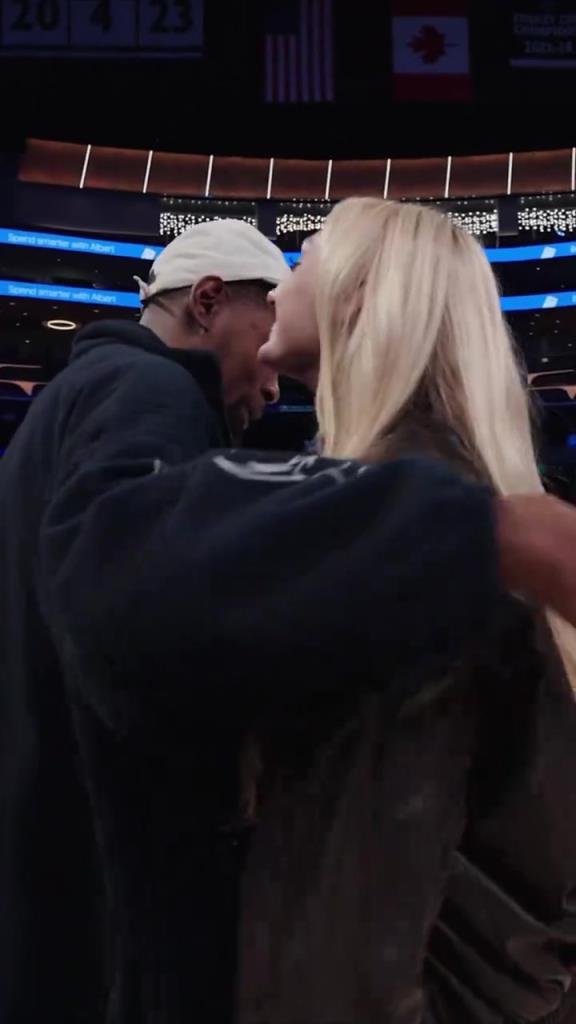 卡梅倫布林克這大長腿，KD都得多看幾眼