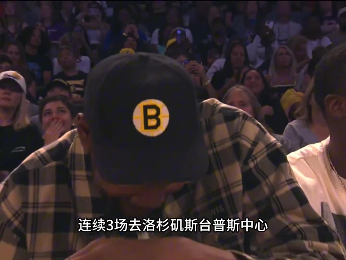 KD凡心大動？連續(xù)三場盯梢火花隊皮衣布林克庫里‘準(zhǔn)妹夫’上線？